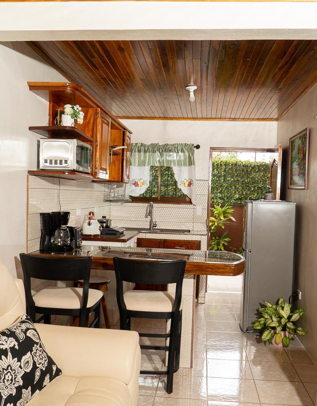 Departamento Angeles Del Arenal #1 Apartment