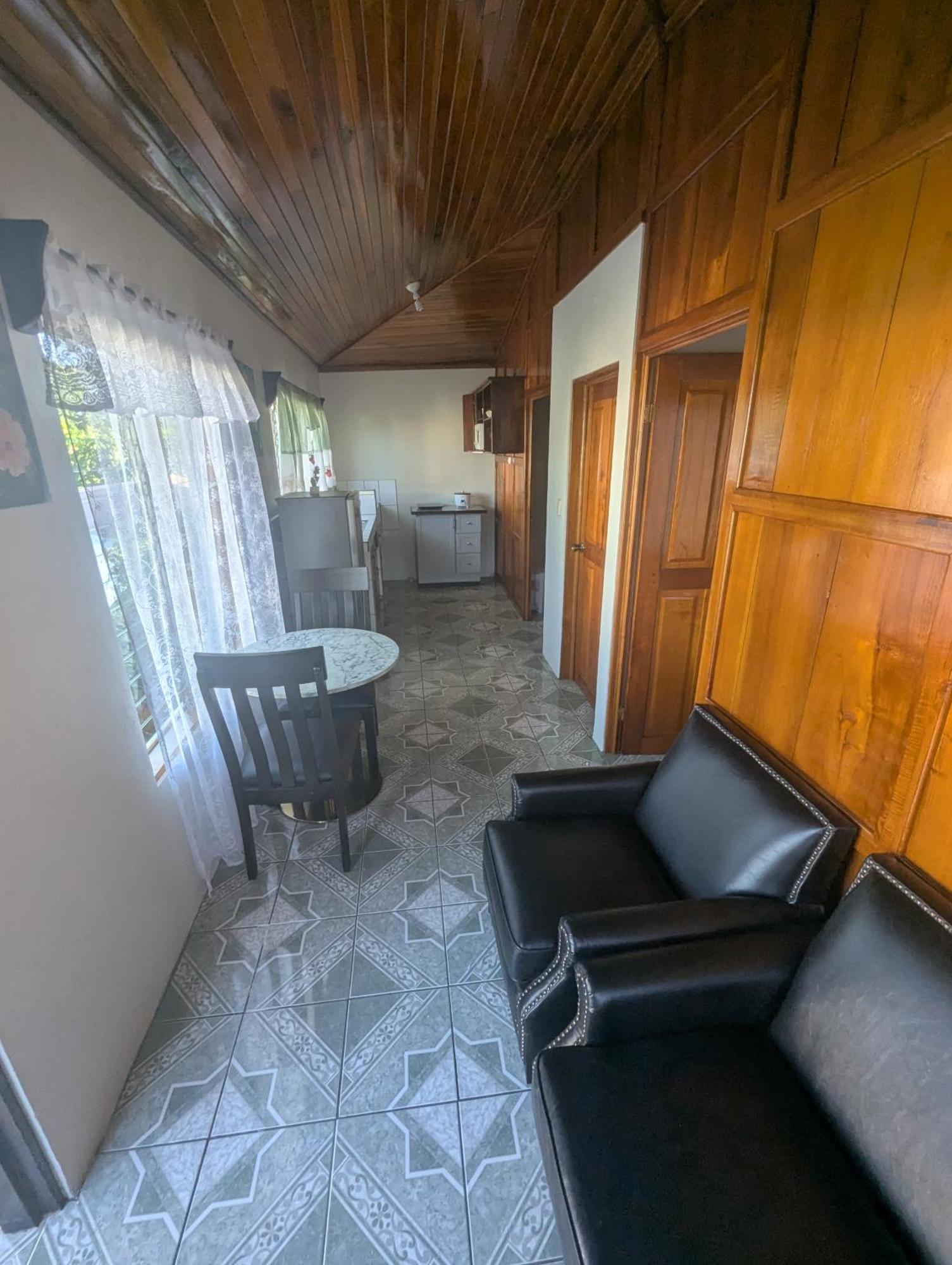 Departamento Angeles Del Arenal #1 Apartment